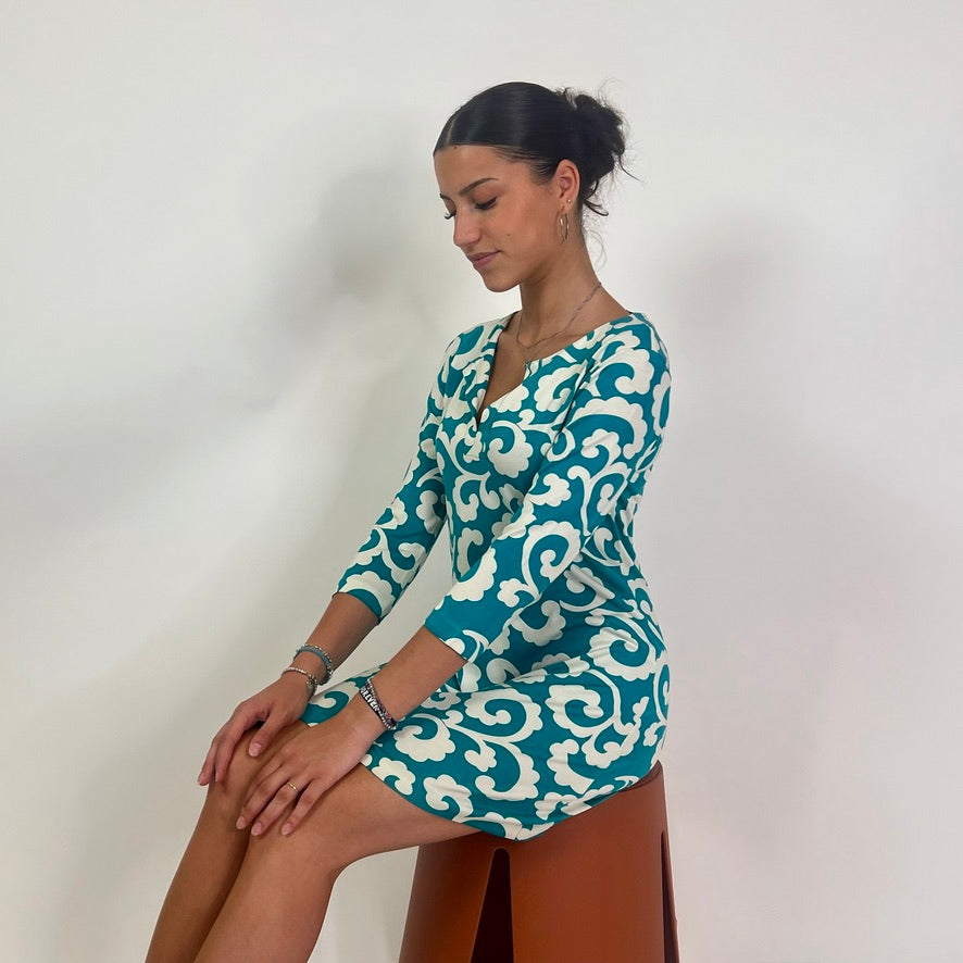 DIANE VON FURSTENBERG Abito turchese con stampa bianca
