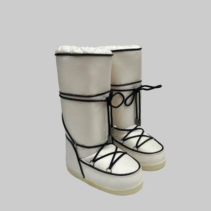 DIOR Moon boot bianco con profili neri