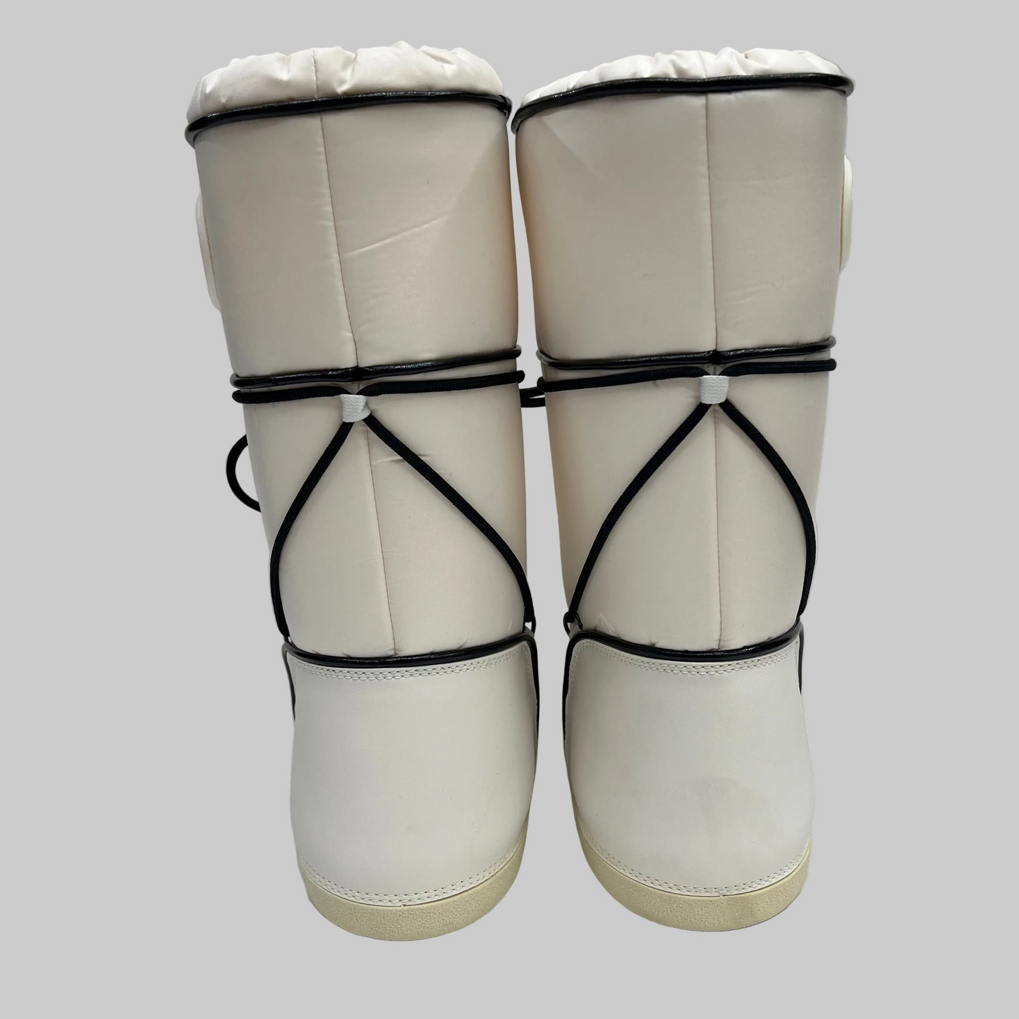 DIOR Moon boot bianco con profili neri