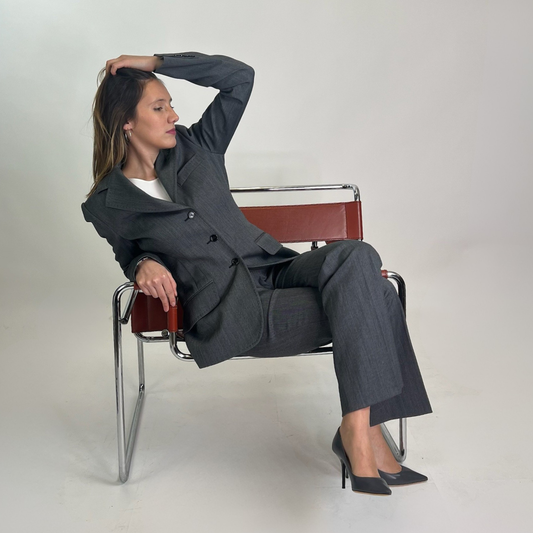 DOLCE & GABBANA Tailleur grigio sciancrato