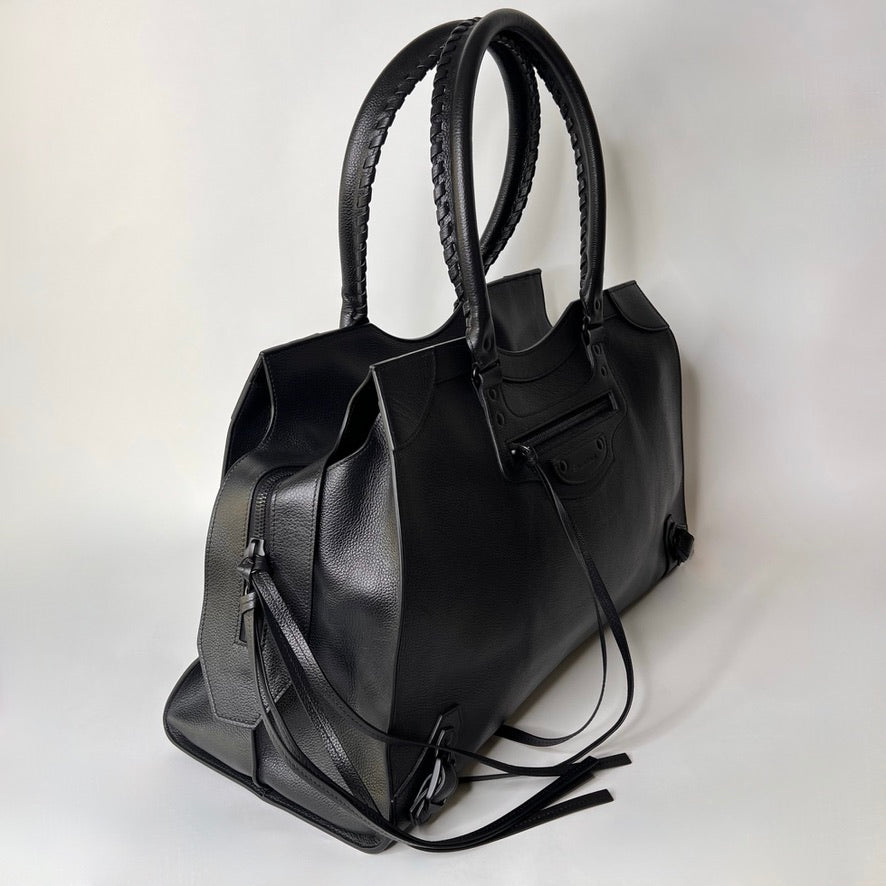 BALENCIAGA Borsa Neo Classic City XL Weekender total black