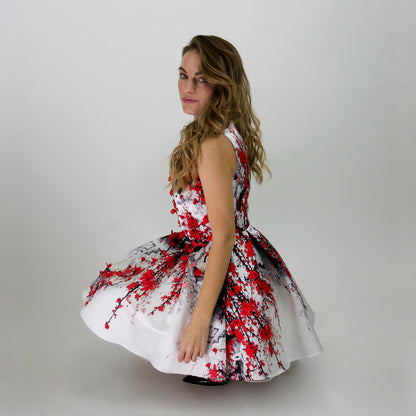 ELISABETTA FRANCHI Abito bianco con fiori rossi in rilievo