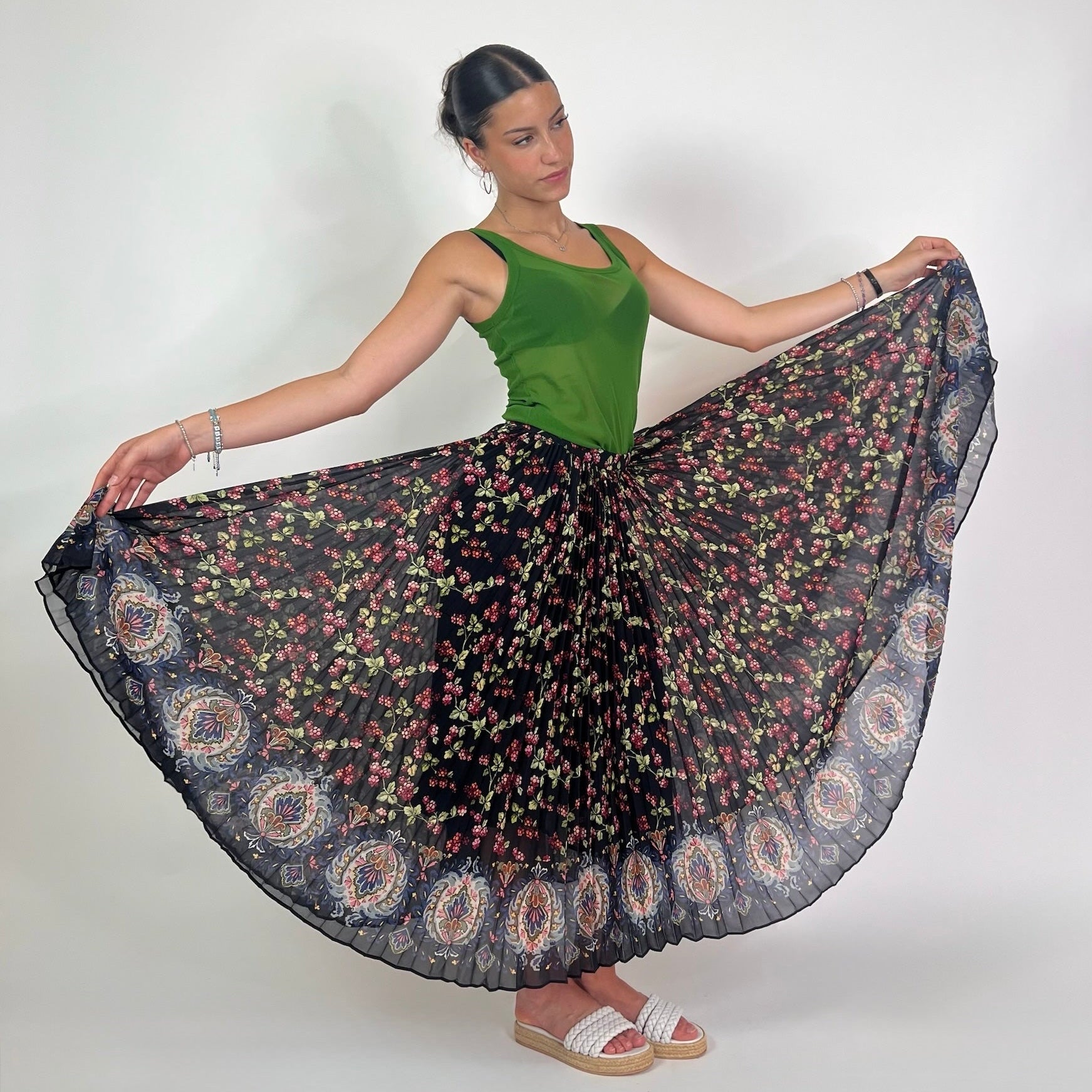 ETRO Gonna lunga in seta plissetata nera con stampa fiori