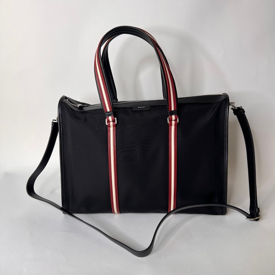 BALLY Borsone da viaggio in nylon nero