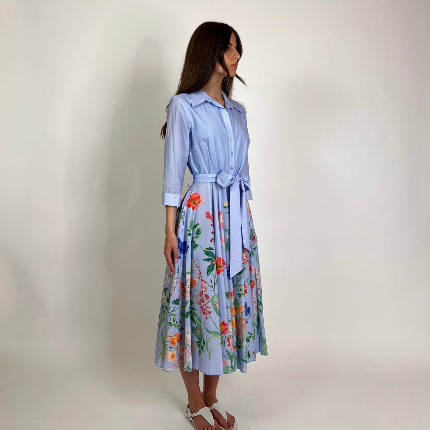LAVI COUTURE Abito Ninni azzurro con fiori multicolor