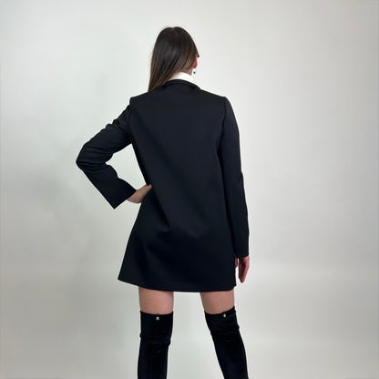 PRADA Cappottino nero con collo bianco e bottoni gioiello