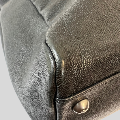 FENDI Borsa Peekaboo grande in pelle nera