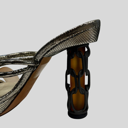 FENDI Scarpa sandalo dorato