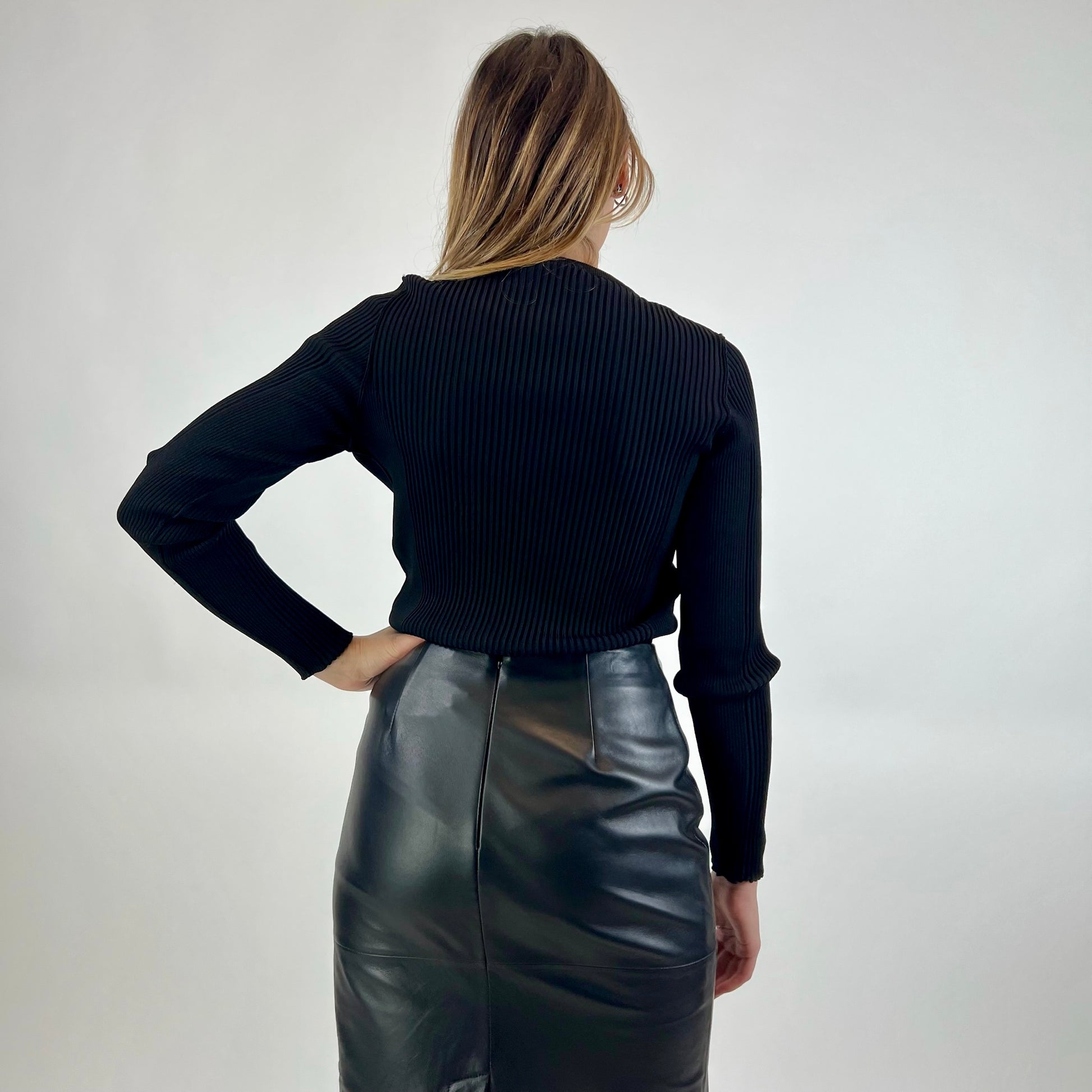 GIVENCHY Maglia a costine con catena oro