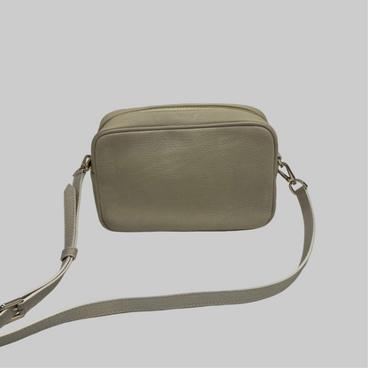 GOLDEN GOOSE Borsa in pelle bianca con stella e charm