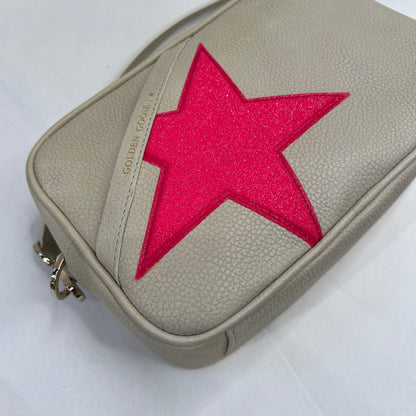 GOLDEN GOOSE Borsa in pelle bianca con stella e charm