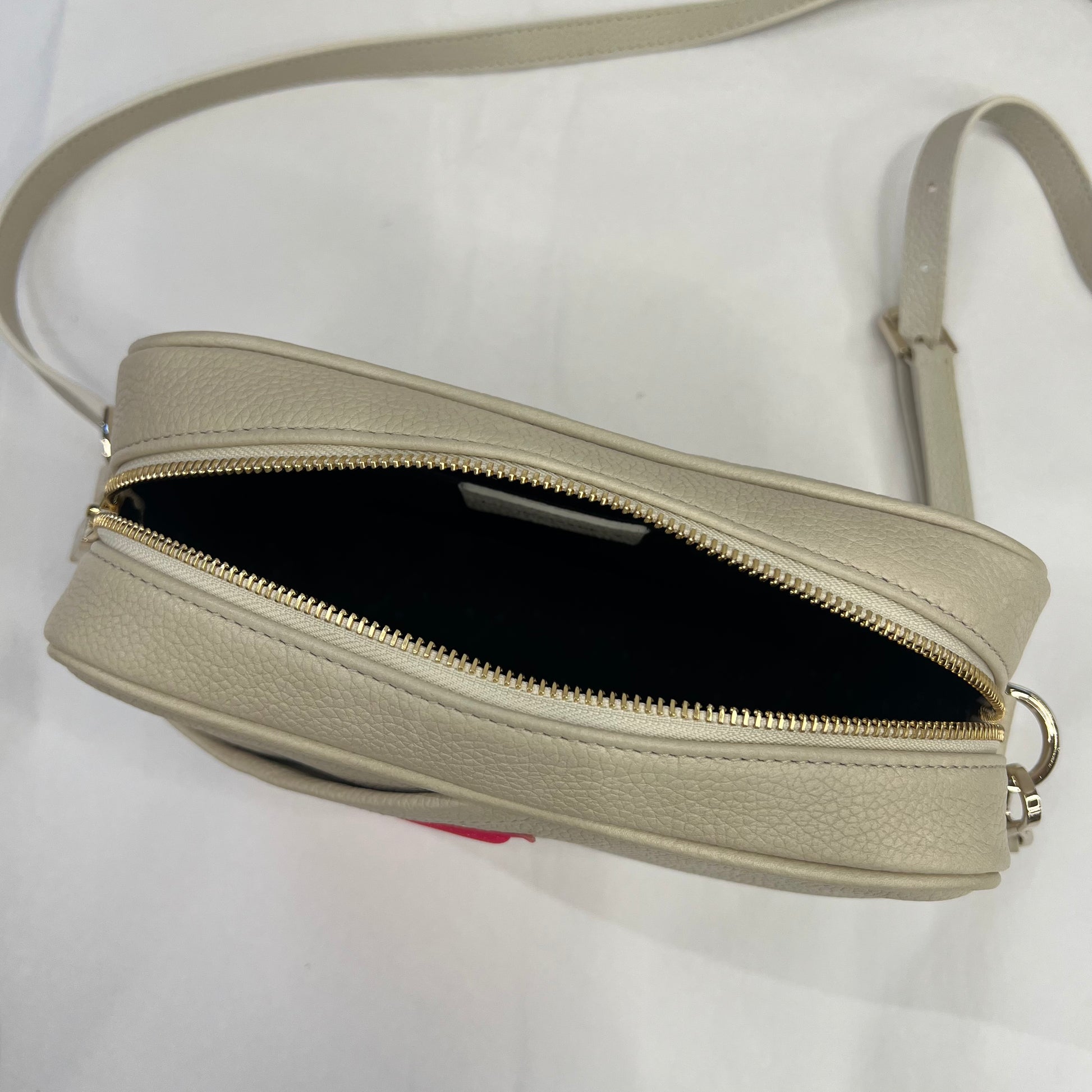 GOLDEN GOOSE Borsa in pelle bianca con stella e charm