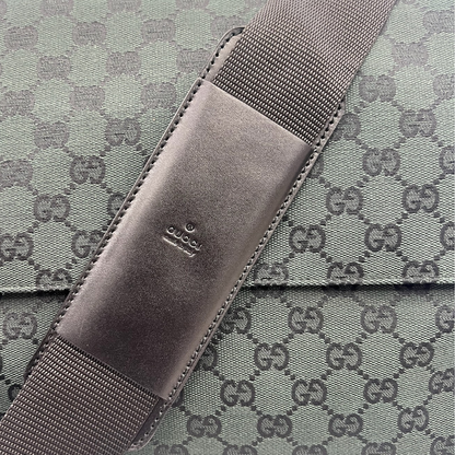 GUCCI Borsa grande in tessuto GG