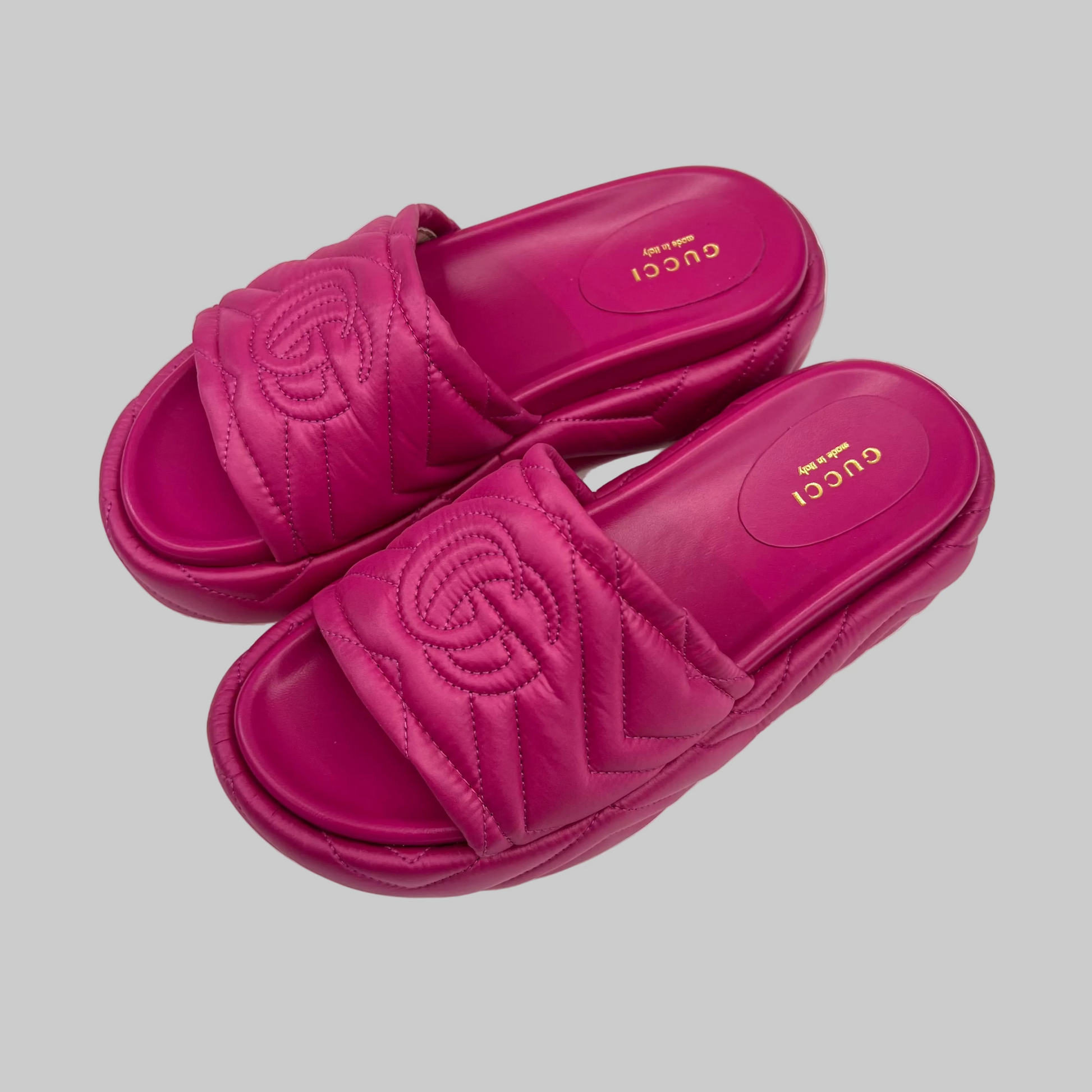 GUCCI Ciabattina Angelina in tessuto fucsia con logo
