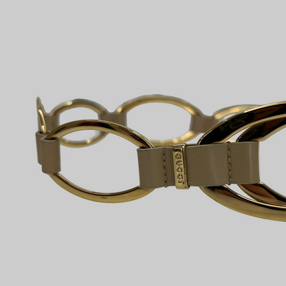 GUCCI Cintura a catena ovali dorati con inserti di pelle beige