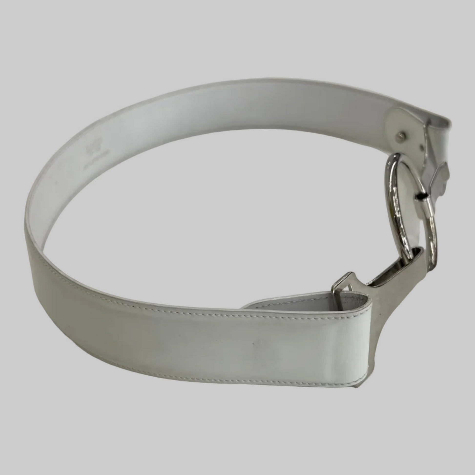 GUCCI Cintura in pelle bianca liscia con fibbia argento