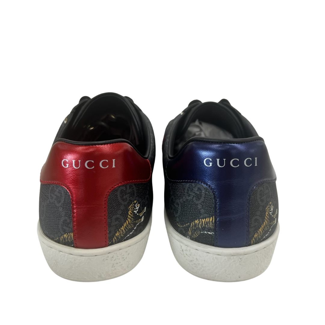 GUCCI Scarpe sneakers in pelle nera
