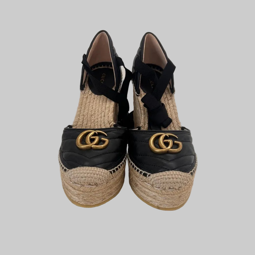 GUCCI Zeppa Marmont in pelle nera 