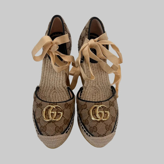 GUCCI Zeppa Marmont in tessuto GG beige 