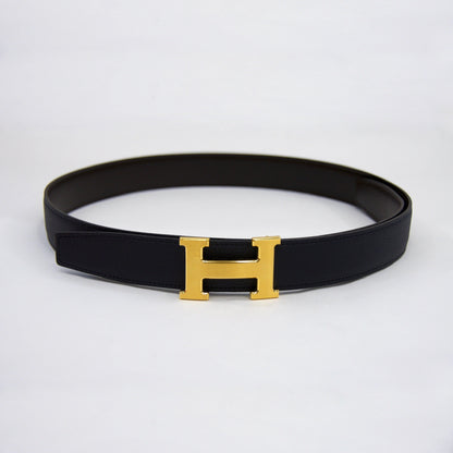 HERMES Cintura blu notte reversibile marrone con fibbia H oro satinato