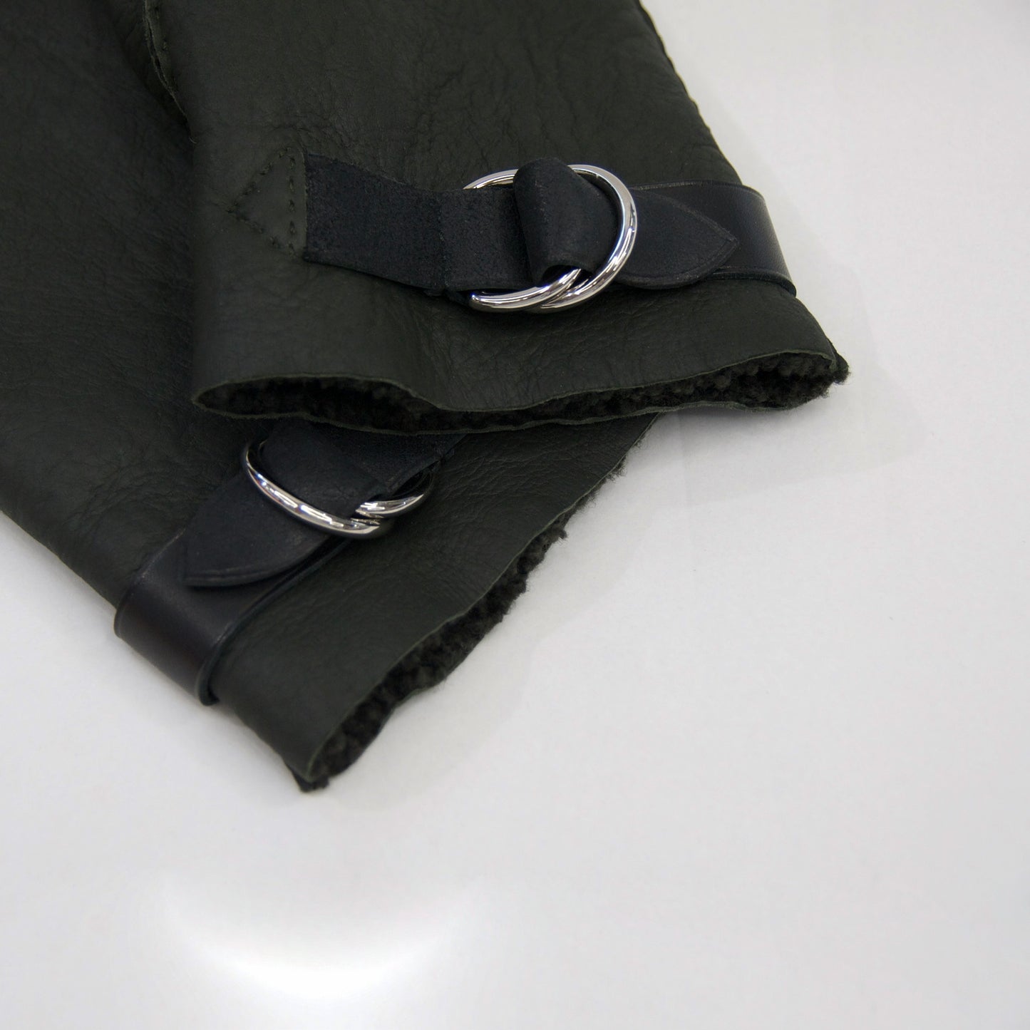 HERMES Guanti in pelle di montone nero