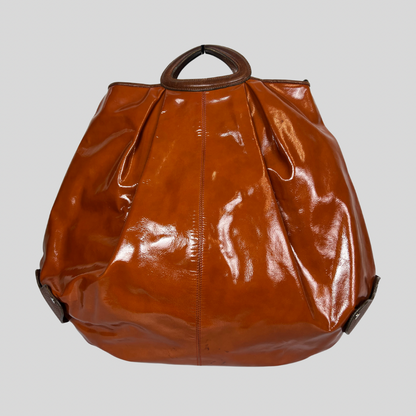 MARNI Borsa Balloon grande in vernice arancione