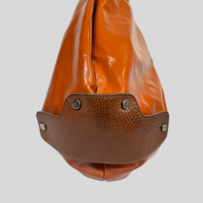 MARNI Borsa Balloon grande in vernice arancione