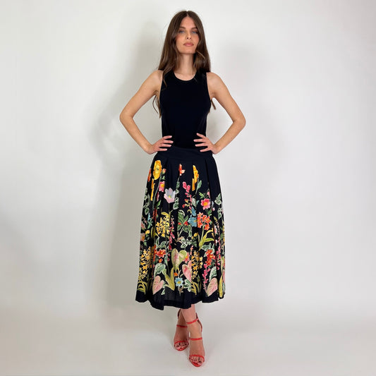 LAVI COUTURE Gonna nera a pieghe con fiori multicolori