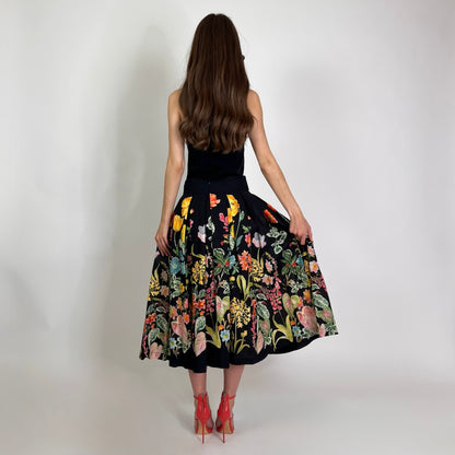 LAVI COUTURE Gonna nera a pieghe con fiori multicolori