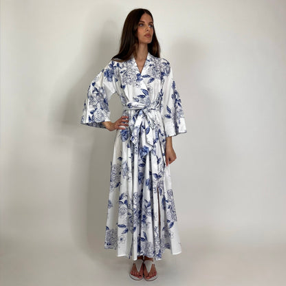 LAVI COUTURE Abito Pupa lungo bianco con stampa  fiori blu