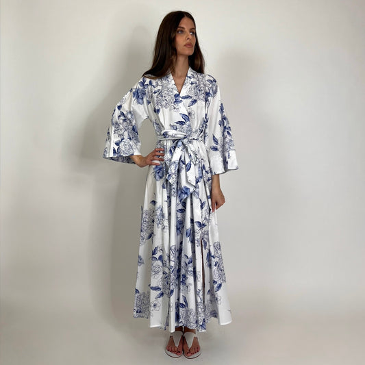 LAVI COUTURE Abito Pupa lungo bianco con stampa  fiori blu
