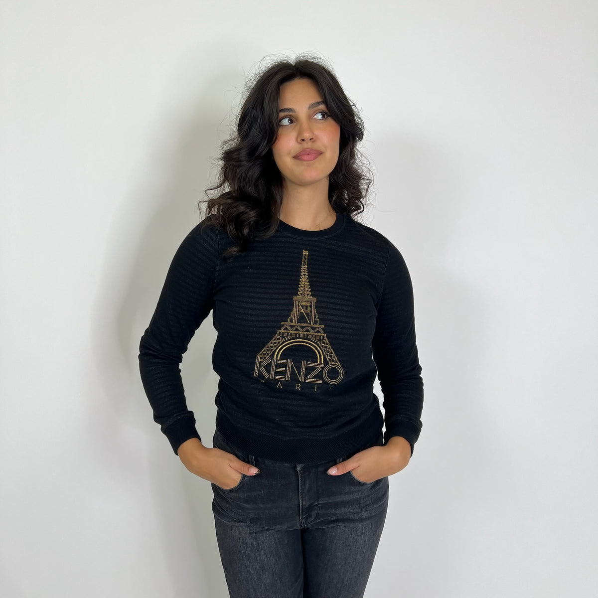 KENZO Felpa nera con ricamo centrale della tour eiffel