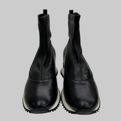 LE SILLA Scarpa stivaletto "Wave" in pelle nappa nera con suola bianca 