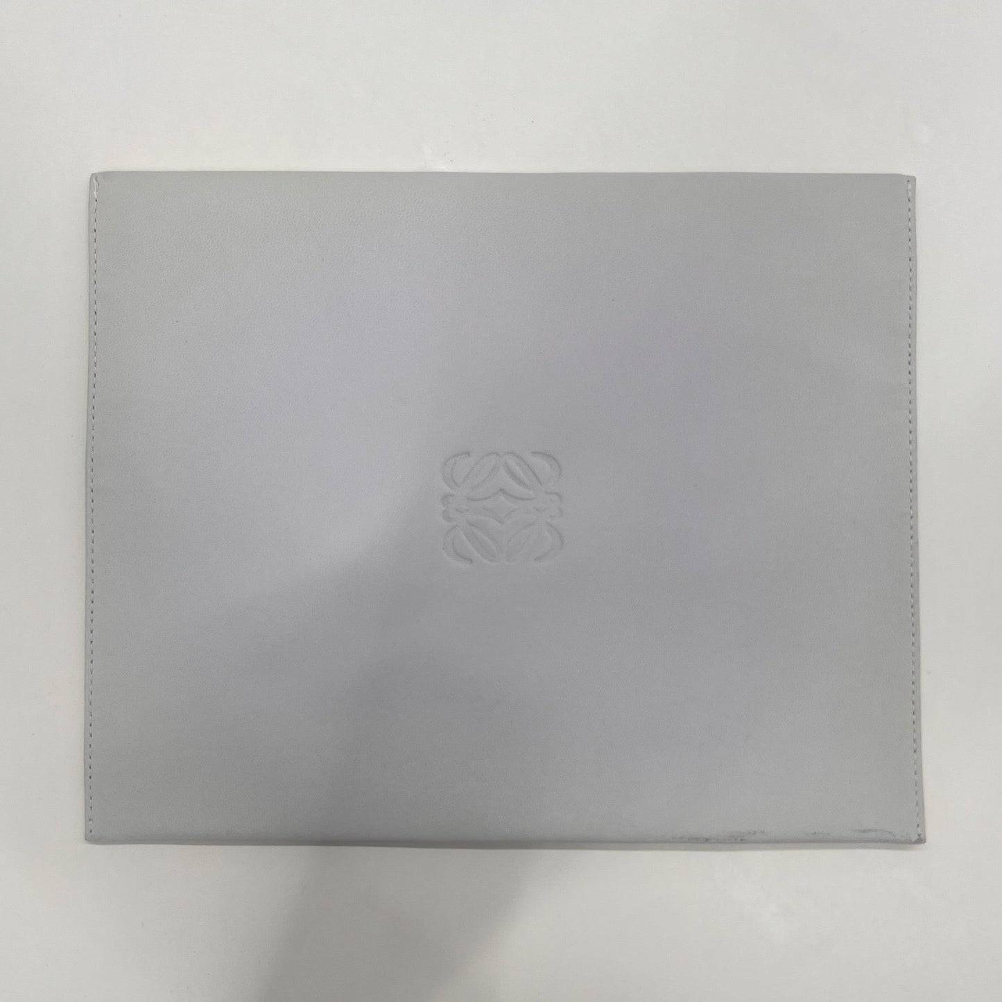 LOEWE Busta in pelle nappa bianco