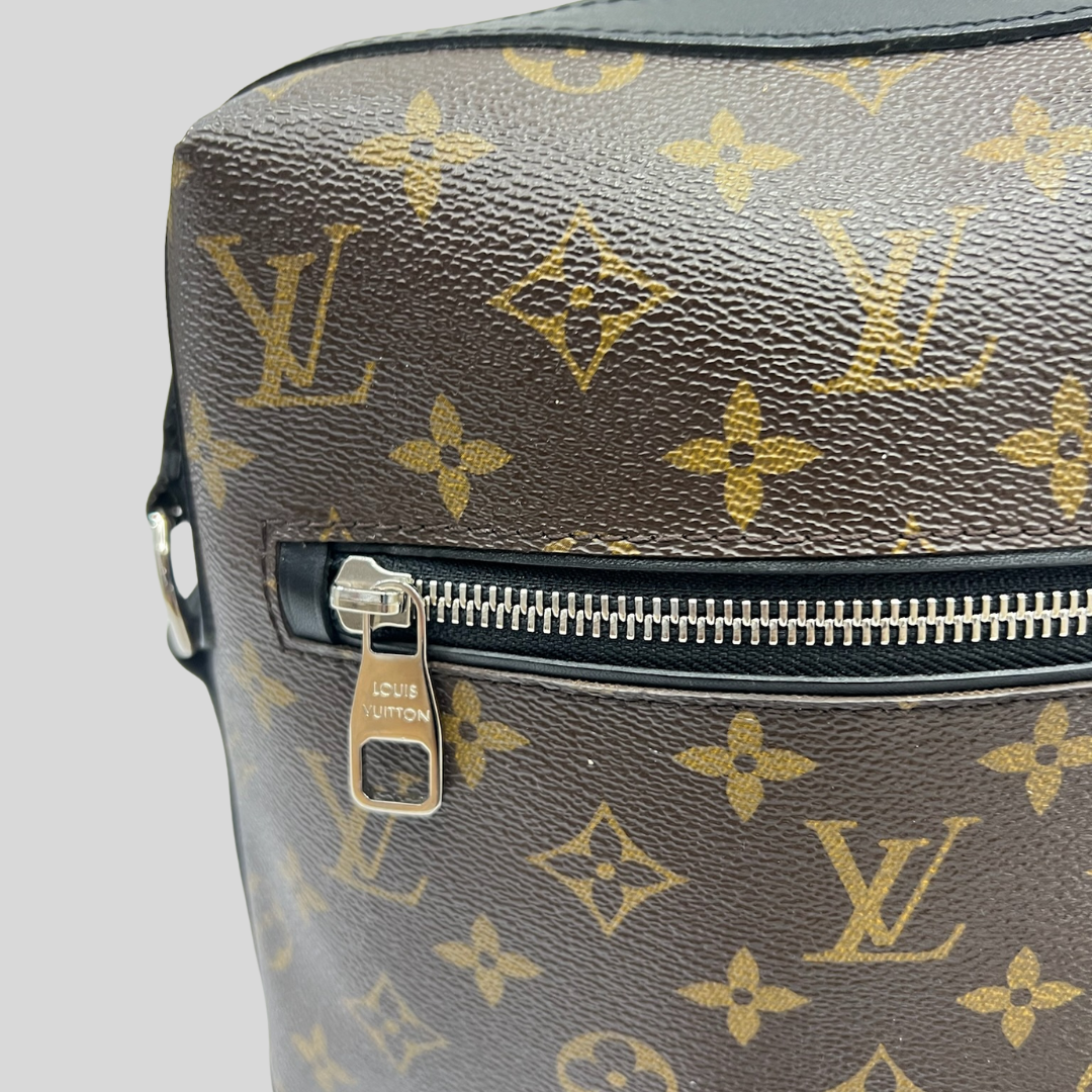 LOUIS VUITTON Borsa "Monogram Macassar Torres" 