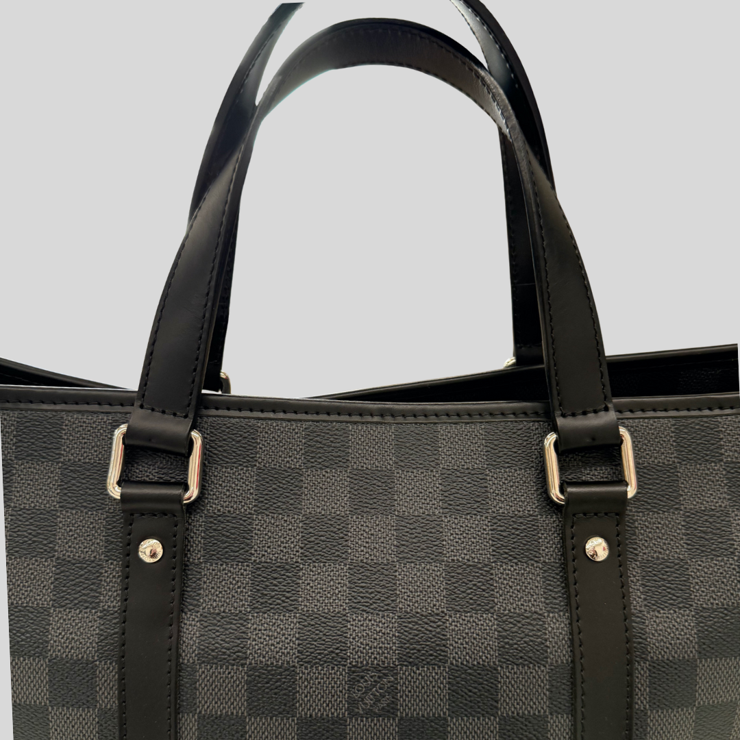 LOUIS VUITTON Borsa "Tadao" in damier graphite 