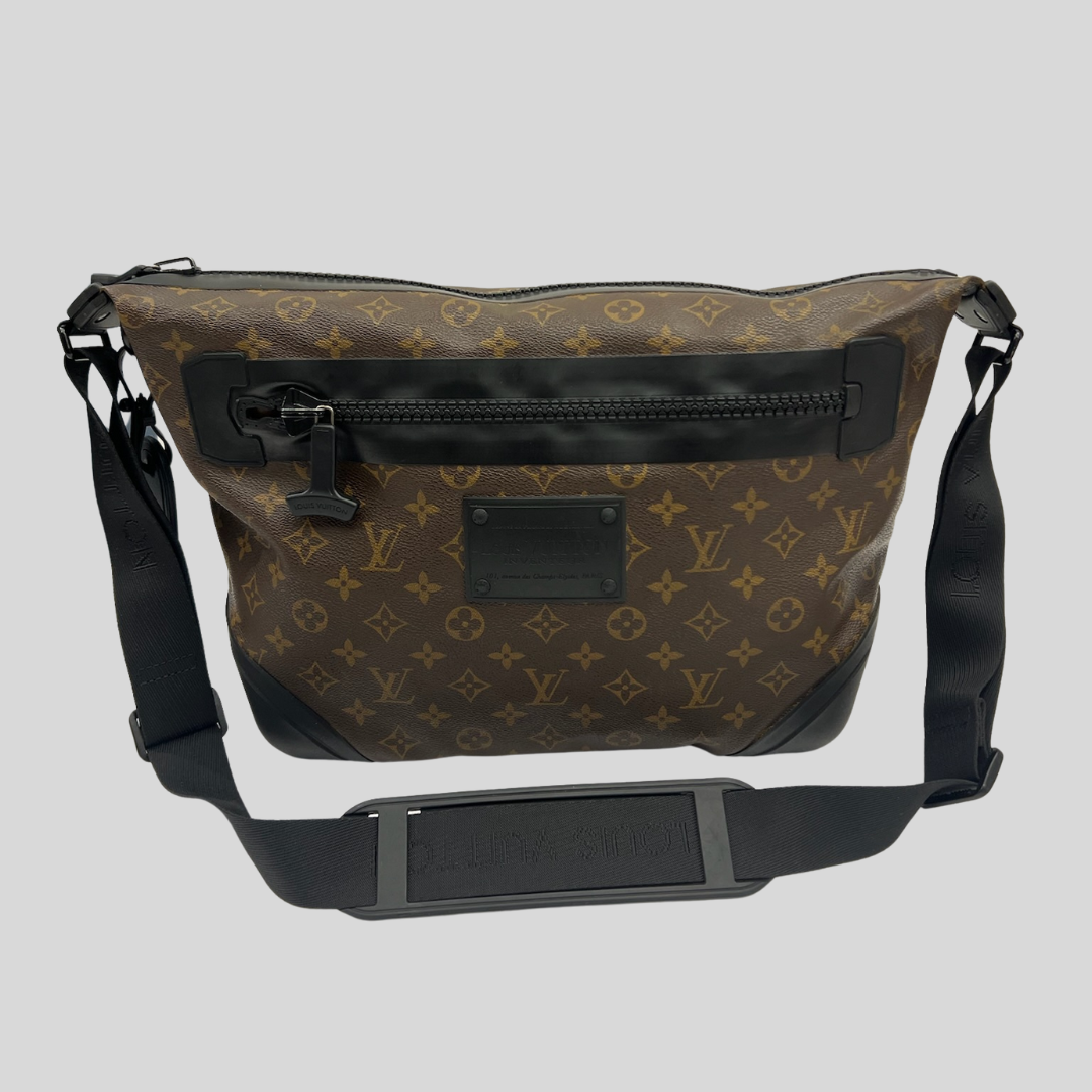 LOUIS VUITTON Borsa monogram Waterprof