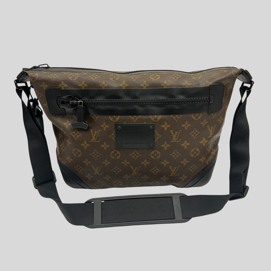 LOUIS VUITTON Borsa monogram Waterprof