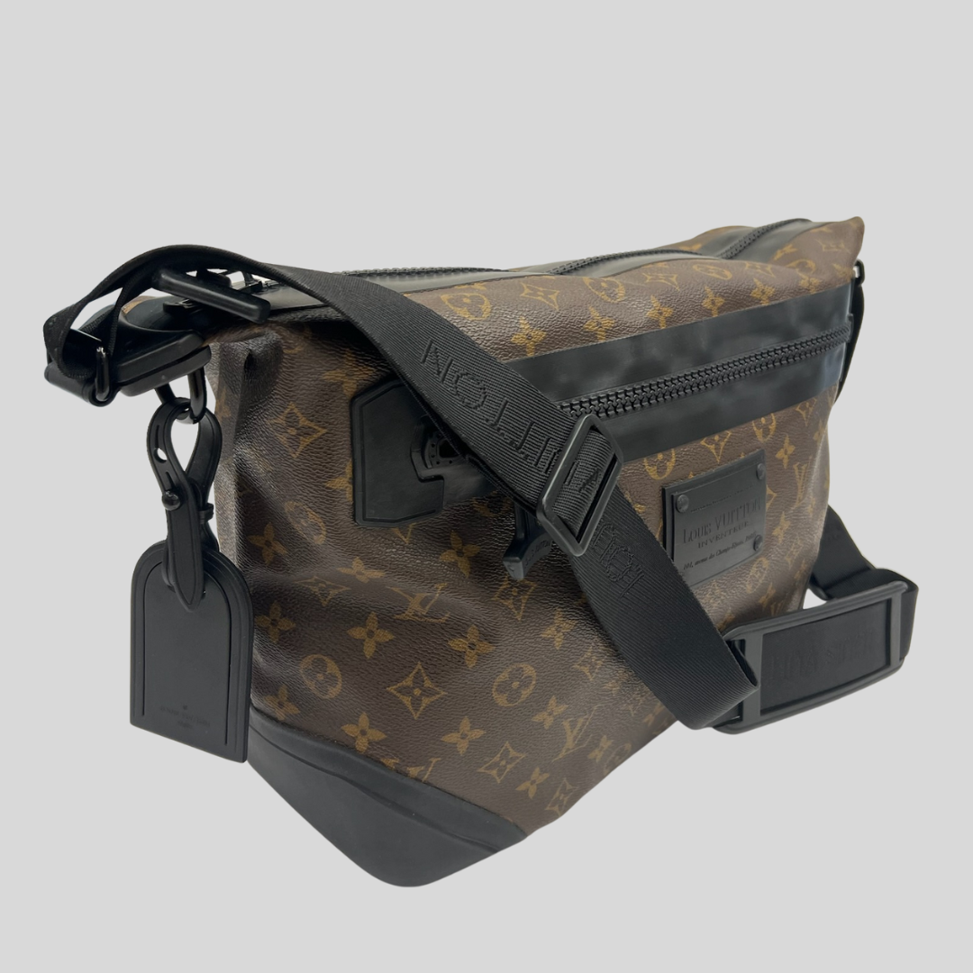 LOUIS VUITTON Borsa monogram Waterprof