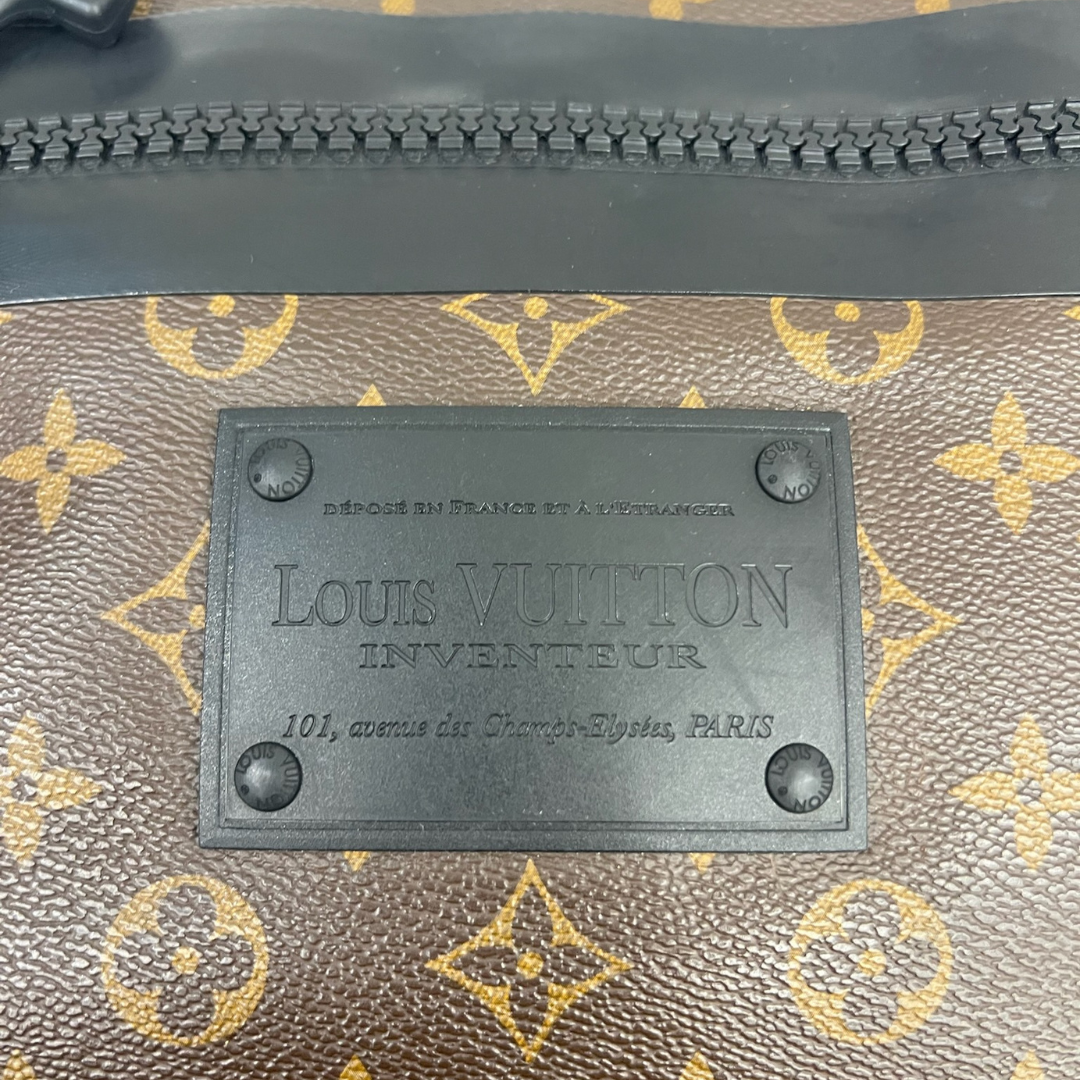 LOUIS VUITTON Borsa monogram Waterprof