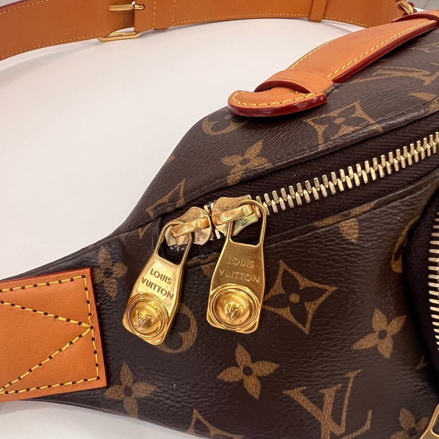 LOUIS VUITTON  Marsupio Rush monogram