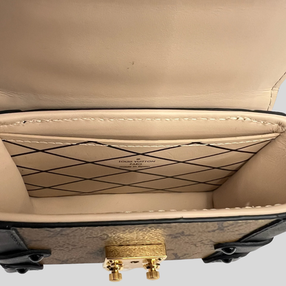 LOUIS VUITTON Portachiavi charms in tela monogram Trunk Essential