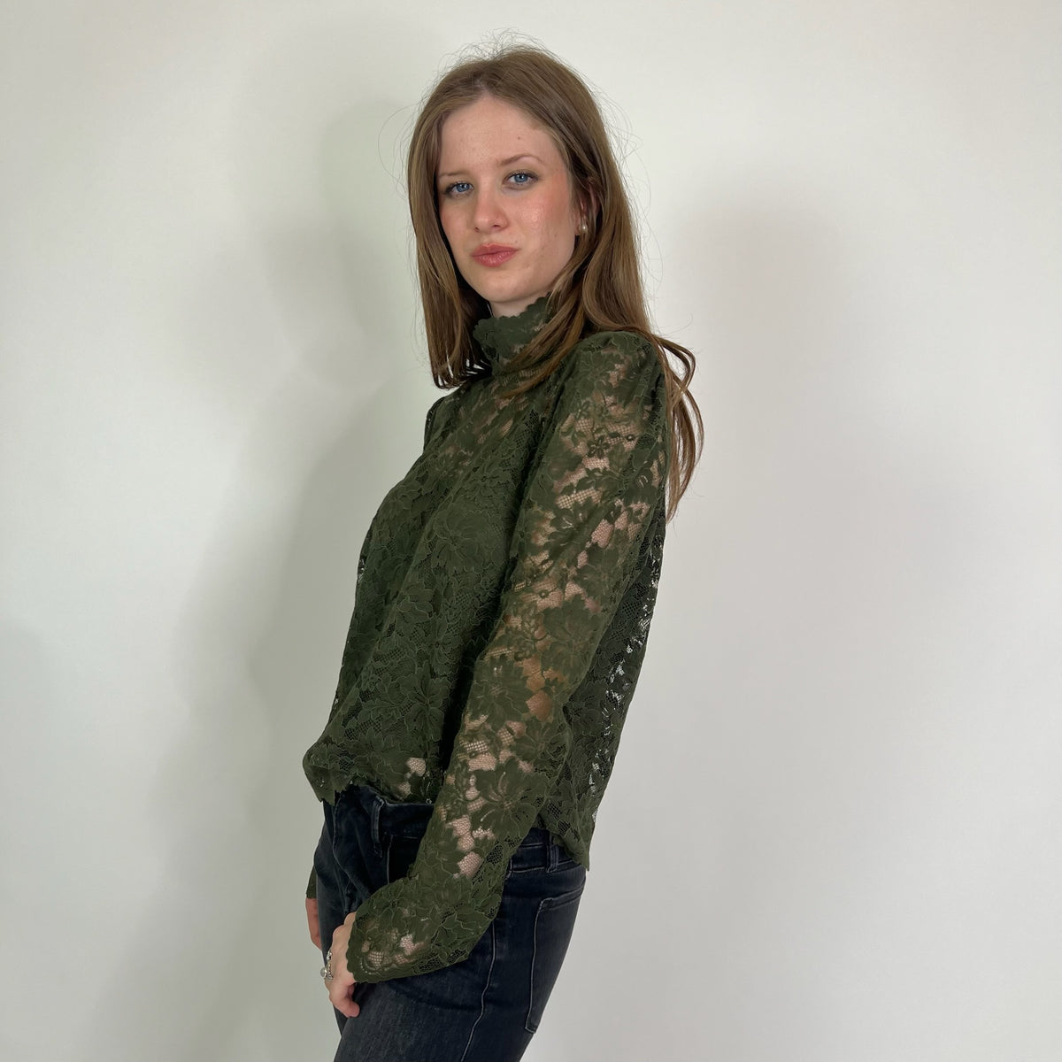 LUISA SPAGNOLI Top maniche lunghe in pizzo macramé verdone