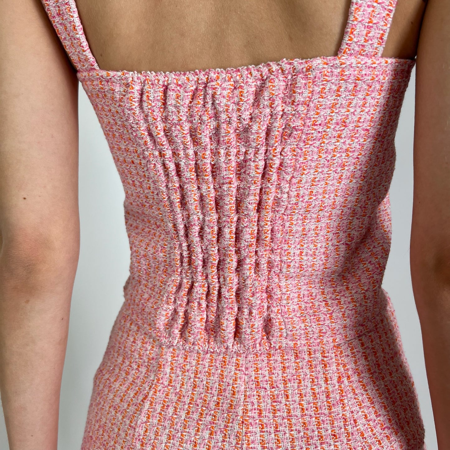 MAJE Completo bouclè top e shorts rosa arancio