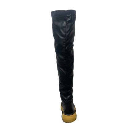 Stivale gambale alto cuissard in ecopelle nera con suola grossa chiara. N.40
