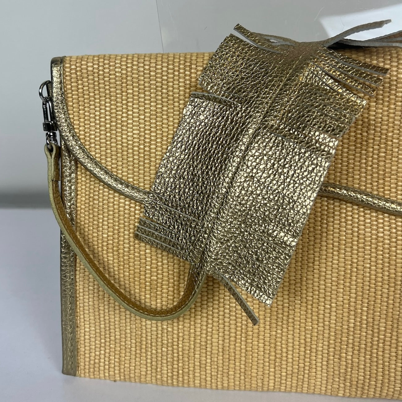 MARJAN MBH Brsa in raffia e pelle bronzo