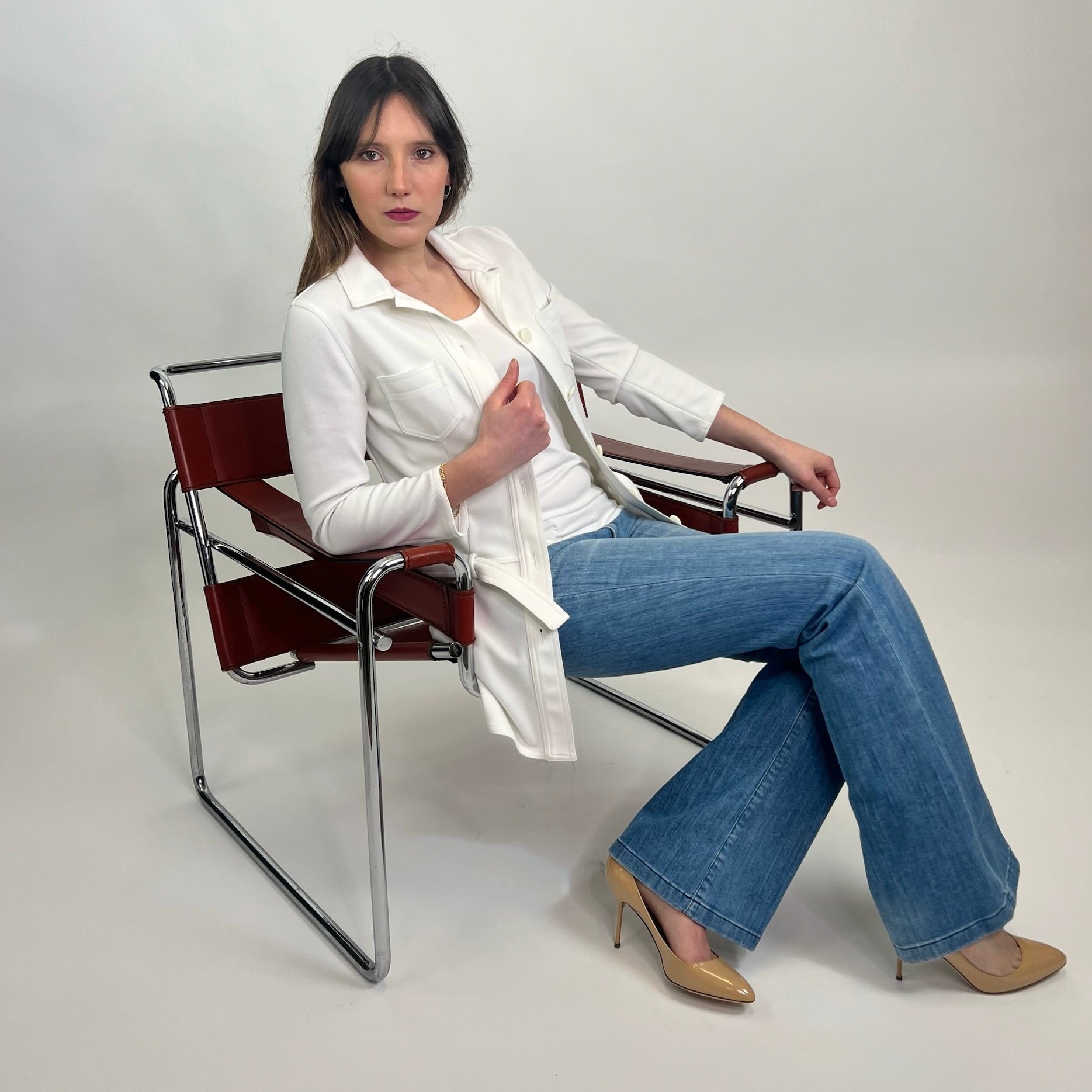 MIU MIU Giacca lunga bianca con cintura
