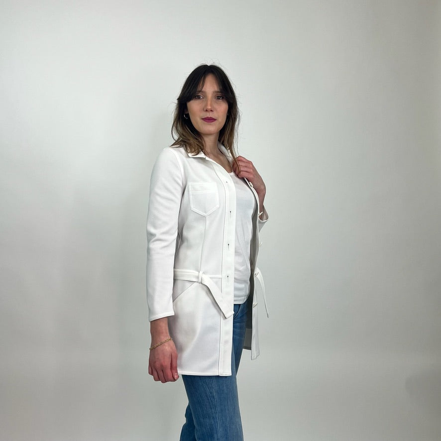 MIU MIU Giacca lunga bianca con cintura