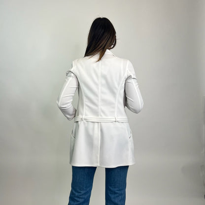 MIU MIU Giacca lunga bianca con cintura