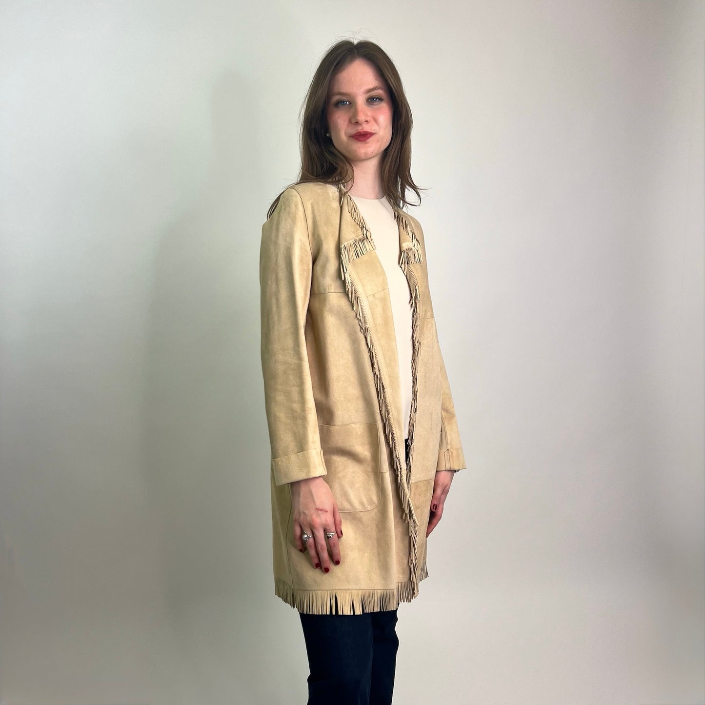 PAROSH Spolverino in scamosciato con frange beige 